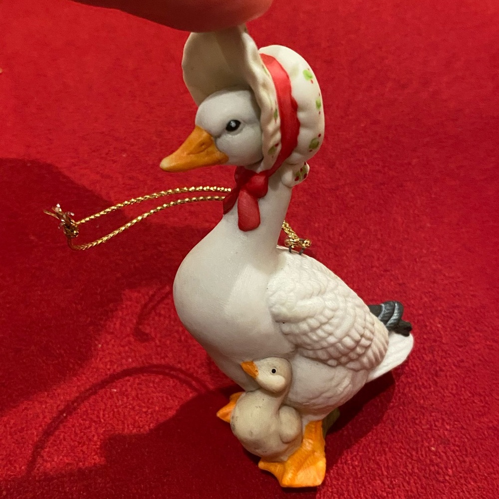 NIB/vintage rare Gorham “Christmas Goose with Gosling” porcelain ornament